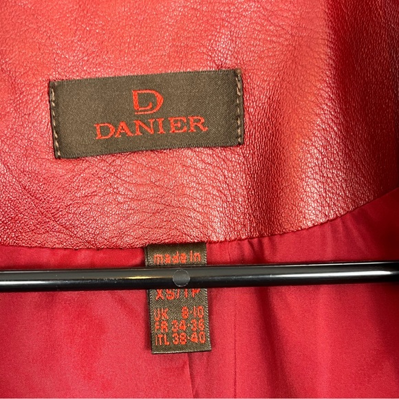 Danier Cherry Red Leather Jacket Sz XS - Picture 7 of 9